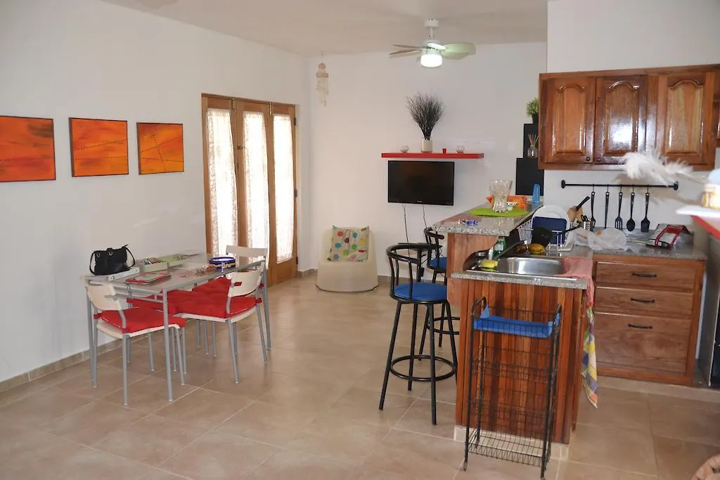 Beach Los Cocos Μπάβαρο 0*,